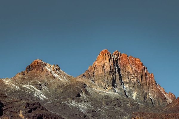 Mount Kenya Hiking & Wildlife