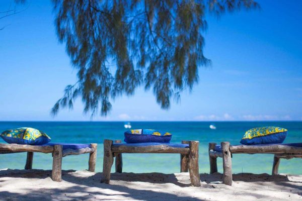 KENYA SAFARI + COAST ITINERARY (ROAD & AIR COMBO + BEACH HOLIDAY)